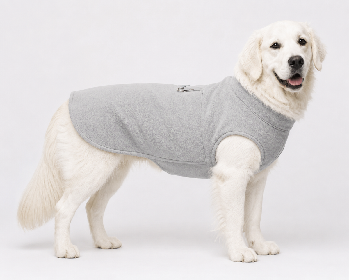 Kuscheliger Fleece-Hundemantel für drinnen und draußen